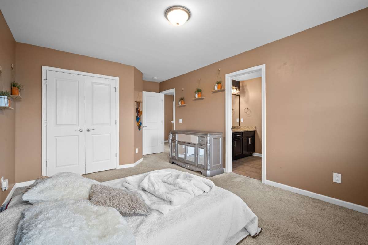 41-web-or-mls-7_29-69